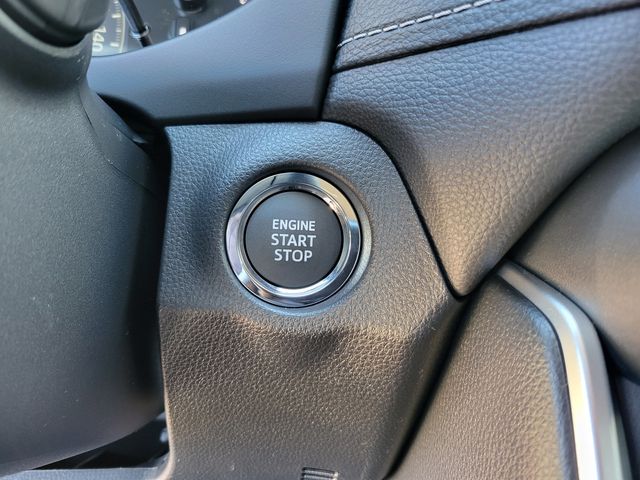 2025 Toyota RAV4 XLE FWD - 22958976 - 9