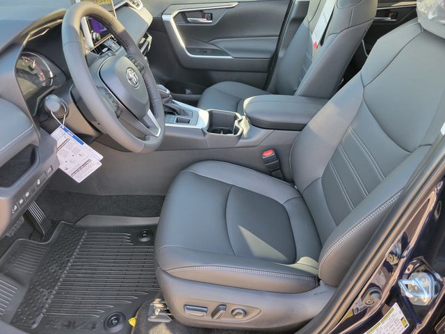 2025 Toyota RAV4 XLE Premium AWD - 22950484 - 3