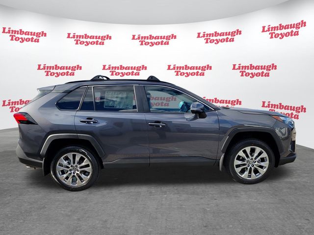 2025 Toyota RAV4 XLE Premium FWD - 22940137 - 1