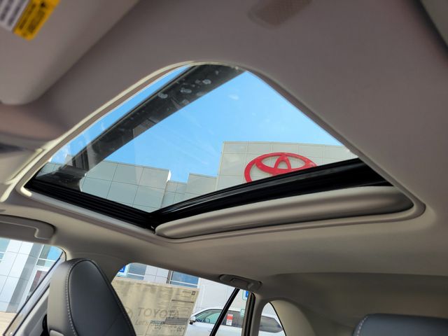 2025 Toyota RAV4 XLE Premium FWD - 22940137 - 4