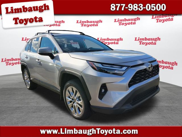 2025 Toyota RAV4 XLE Premium FWD - 22945571 - 0