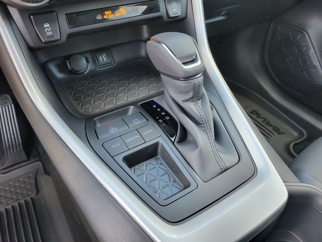 2025 Toyota RAV4 XLE Premium FWD - 22945571 - 5