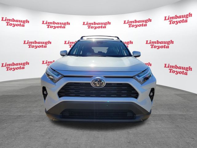 2025 Toyota RAV4 XLE Premium FWD - 22945590 - 11