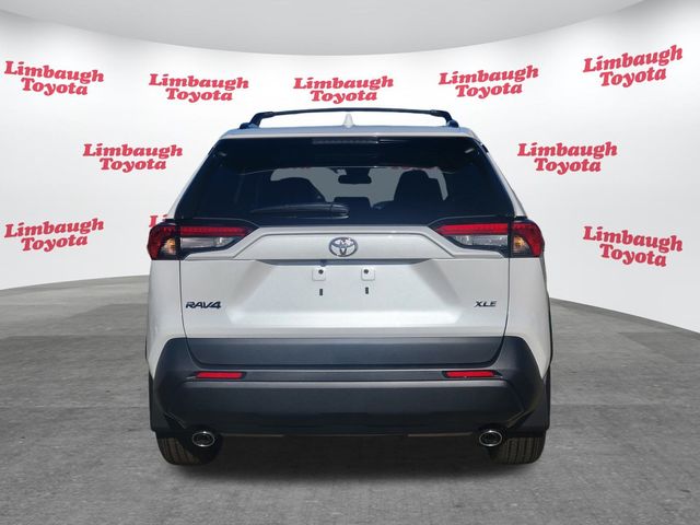 2025 Toyota RAV4 XLE Premium FWD - 22945590 - 13