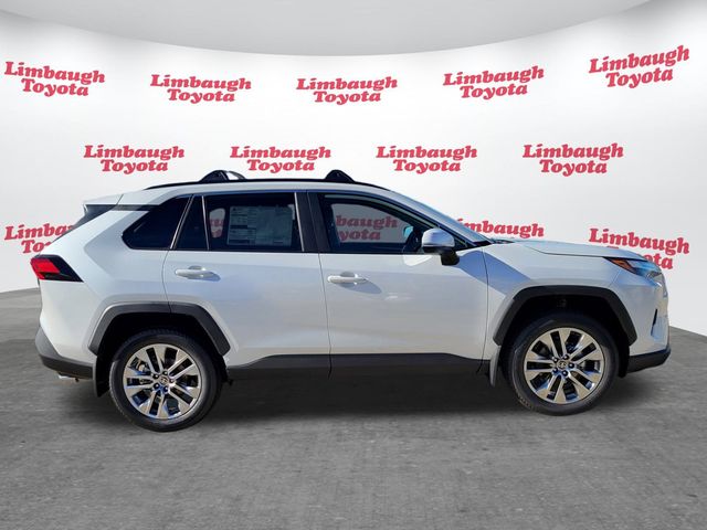 2025 Toyota RAV4 XLE Premium FWD - 22945590 - 1