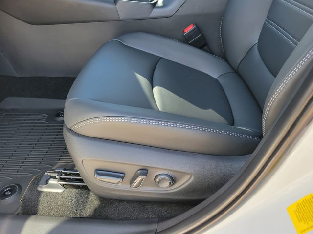 2025 Toyota RAV4 XLE Premium FWD - 22945590 - 4