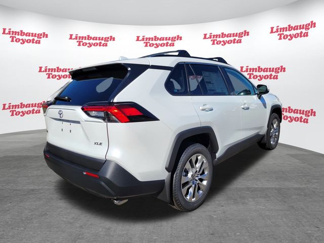2025 Toyota RAV4 XLE Premium FWD - 22948130 - 11