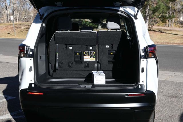 2025 Toyota Sienna LE AWD 8-Passenger - 22951136 - 25