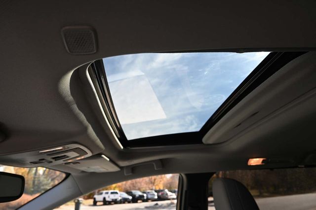 2025 Toyota Sienna LE FWD 8-Passenger - 22945229 - 30