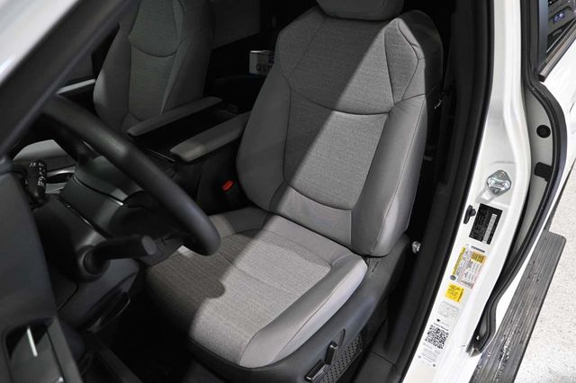 2025 Toyota Sienna LE FWD 8-Passenger - 23008613 - 15