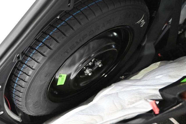 2025 Toyota Sienna LE FWD 8-Passenger - 23008613 - 23