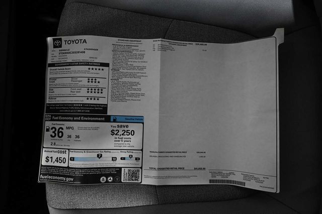 2025 Toyota Sienna LE FWD 8-Passenger - 23008613 - 34