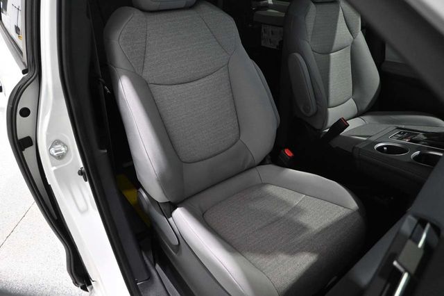 2025 Toyota Sienna LE FWD 8-Passenger - 23008614 - 15