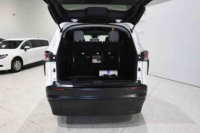 2025 Toyota Sienna LE FWD 8-Passenger - 23008614 - 27