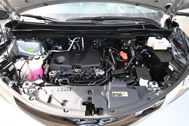 2025 Toyota Sienna Platinum AWD 7-Passenger - 22997872 - 34