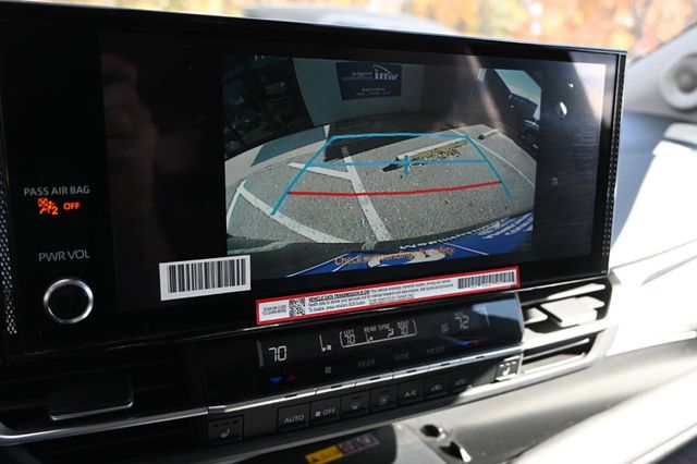 2025 Toyota Sienna XLE AWD 7-Passenger - 22945228 - 36