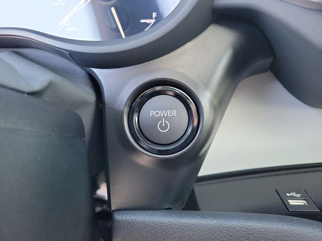 2025 Toyota Sienna XLE FWD 8-Passenger - 22950475 - 9