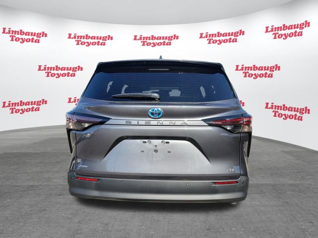 2025 Toyota Sienna XLE FWD 8-Passenger - 22950475 - 14