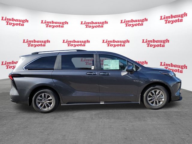 2025 Toyota Sienna XLE FWD 8-Passenger - 22950475 - 1