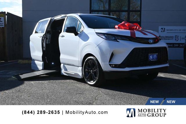 2025 Toyota Sienna XSE AWD 7-Passenger - 22951135 - 0