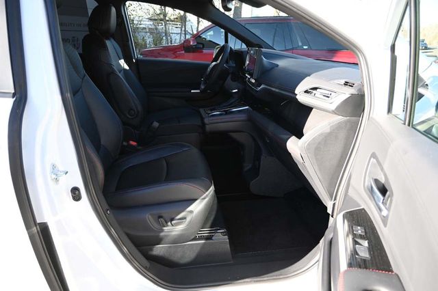 2025 Toyota Sienna XSE AWD 7-Passenger - 22951135 - 14