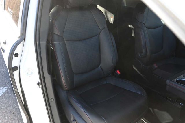 2025 Toyota Sienna XSE AWD 7-Passenger - 22951135 - 15