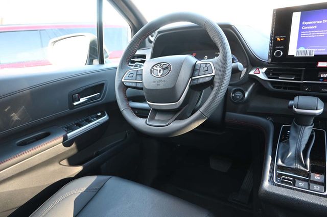 2025 Toyota Sienna XSE AWD 7-Passenger - 22951135 - 23