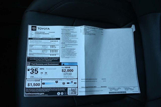 2025 Toyota Sienna XSE AWD 7-Passenger - 22951135 - 37