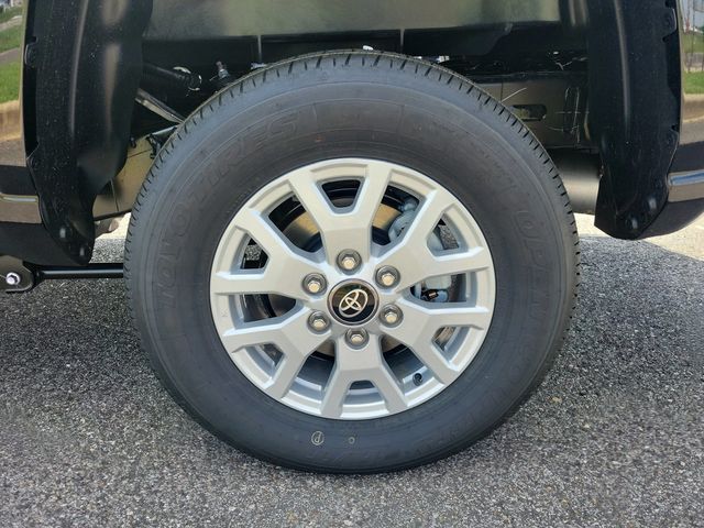 2025 Toyota Tacoma 4WD SR5 Double Cab 5' Bed Automatic - 22908742 - 11