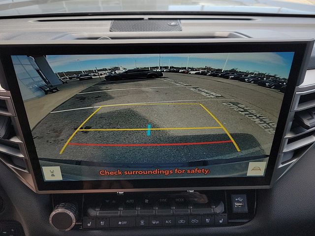 2025 Toyota Tundra 4WD Limited CrewMax 5.5' Bed - 22908818 - 8