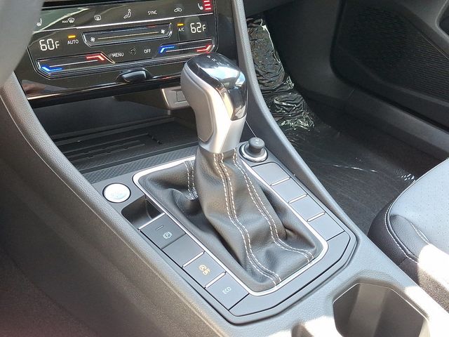 2025 Volkswagen Jetta SE Automatic - 22897156 - 12
