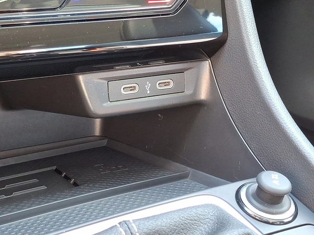 2025 Volkswagen Jetta SE Automatic - 22897156 - 17