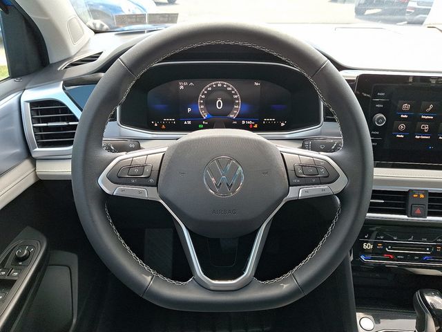 2025 Volkswagen Taos SE 4MOTION - 22890065 - 17