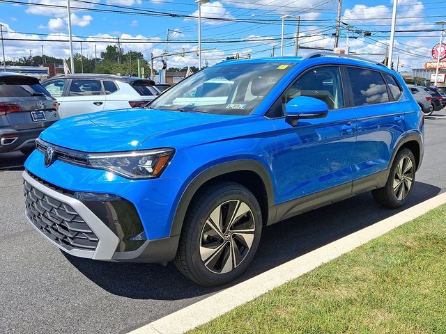 2025 Volkswagen Taos SE 4MOTION - 22890065 - 2