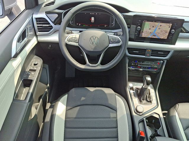 2025 Volkswagen Taos SEL 4MOTION - 22892295 - 9