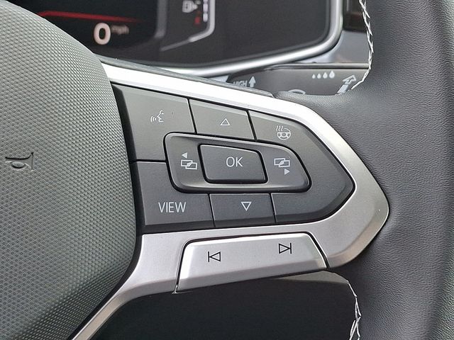 2025 Volkswagen Taos SEL 4MOTION - 22892295 - 18