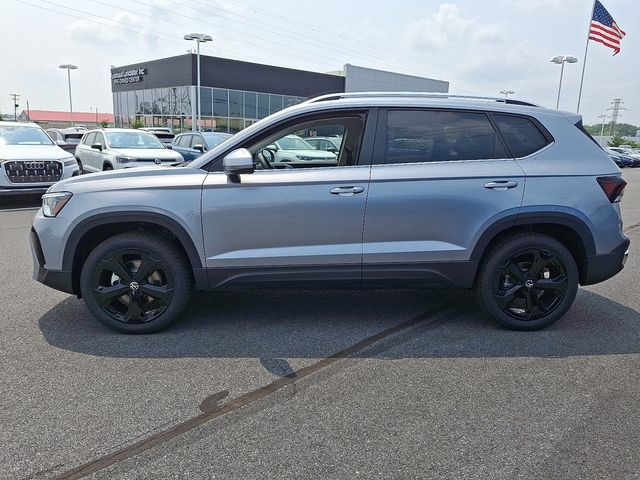 2025 Volkswagen Taos SEL 4MOTION - 22892295 - 3