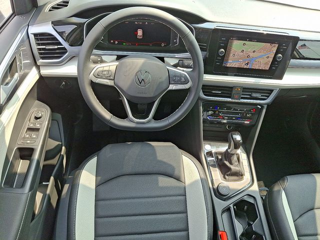 2025 Volkswagen Taos SEL 4MOTION - 22892301 - 9