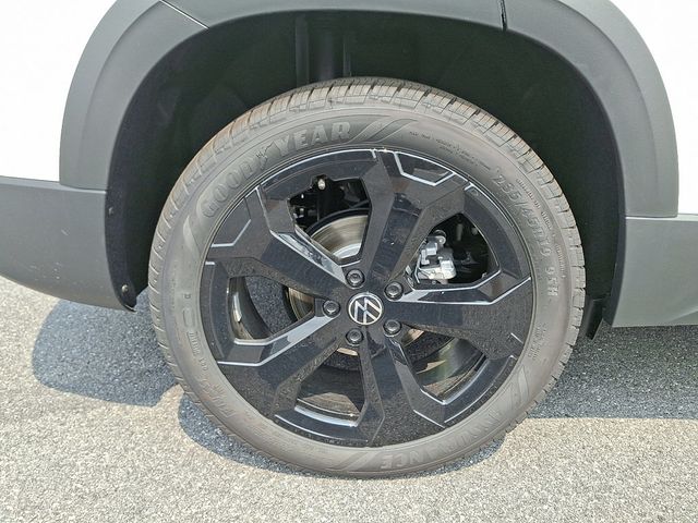 2025 Volkswagen Taos SEL 4MOTION - 22892301 - 8