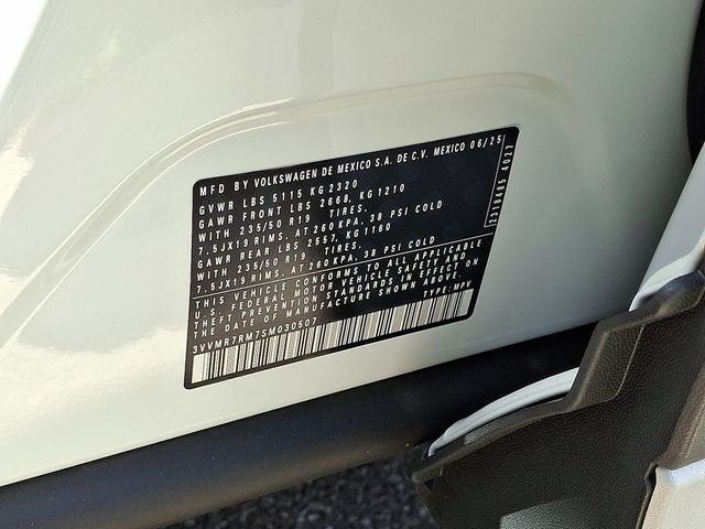 2025 Volkswagen Tiguan 2.0T SE 4MOTION - 22890059 - 19