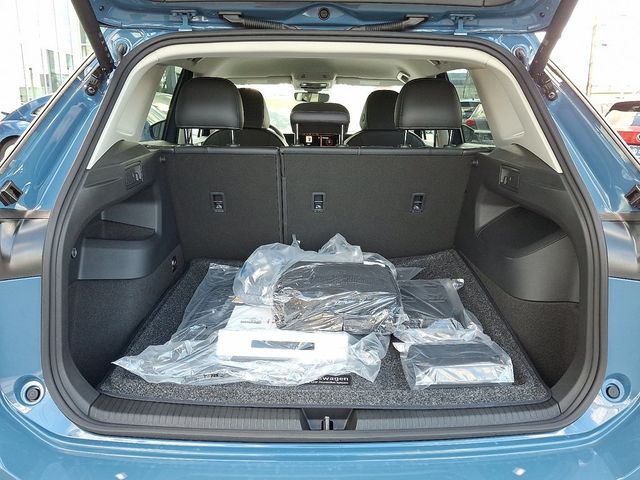 2025 Volkswagen Tiguan 2.0T SE 4MOTION - 22892302 - 19