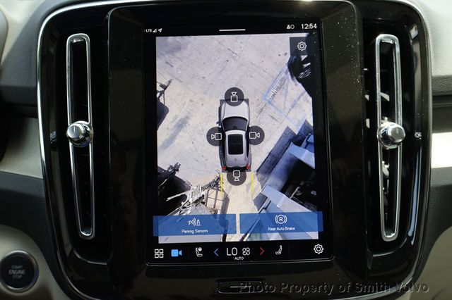 2025 Volvo XC40 B5 AWD Plus Dark Theme - 22849221 - 18