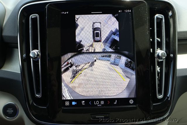 2025 Volvo XC40 B5 AWD Plus Dark Theme - 22849221 - 19