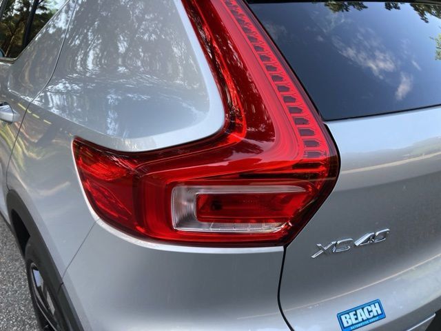 2025 Volvo XC40 B5 AWD Ultra Bright Theme - 22841028 - 12