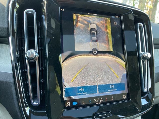 2025 Volvo XC40 B5 AWD Ultra Bright Theme - 22841028 - 33