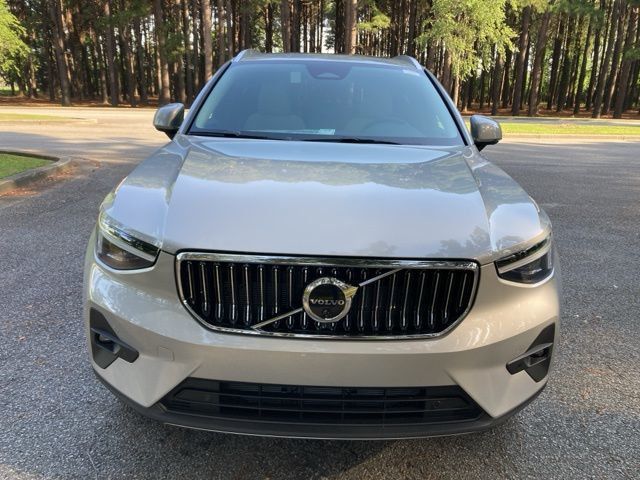 2025 Volvo XC40 B5 AWD Ultra Bright Theme - 22841028 - 7