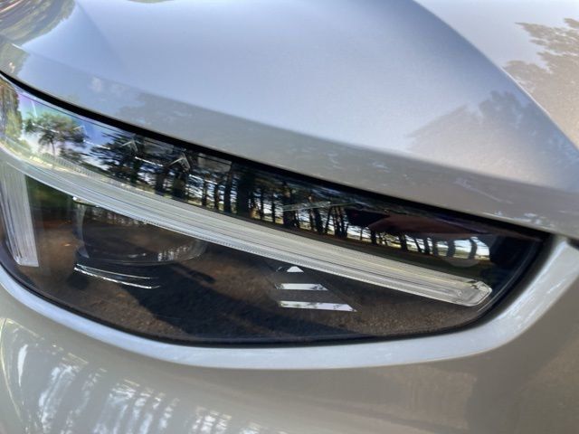 2025 Volvo XC40 B5 AWD Ultra Bright Theme - 22841028 - 8