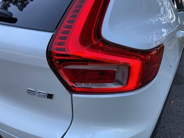 2025 Volvo XC40 B5 AWD Ultra Dark Theme - 22841007 - 13