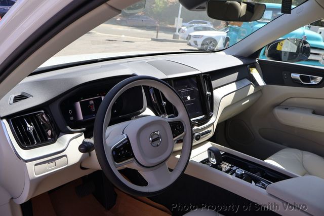 2025 Volvo XC60 B5 AWD Plus - 22872824 - 10