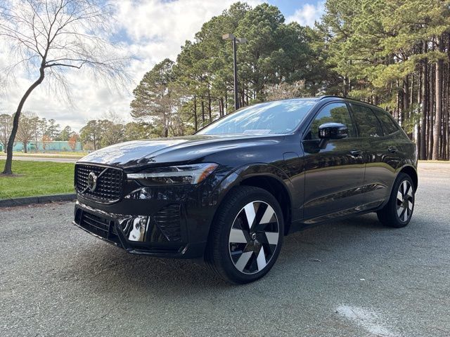 2025 Volvo XC60 Plug-In Hybrid T8 AWD Plus - 22905562 | Video 1